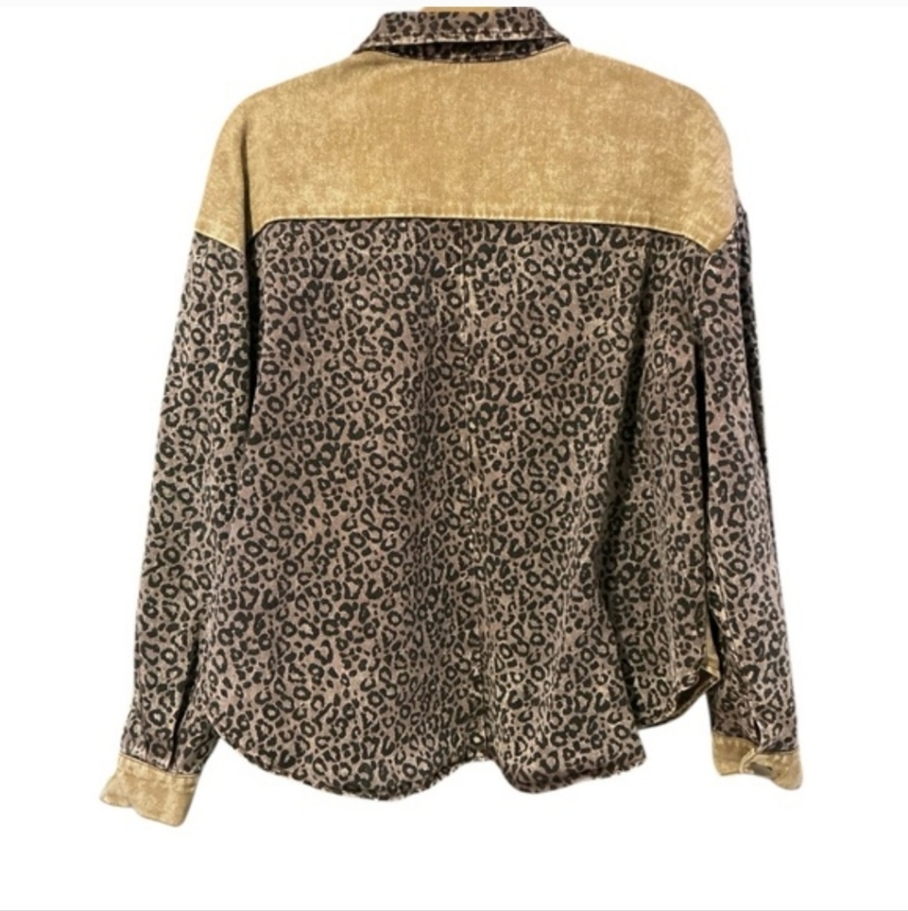 HYFVE Leopard Washed Denim Jacket L 23.5” p2p Brown Combo EUC - Picture 9 of 12